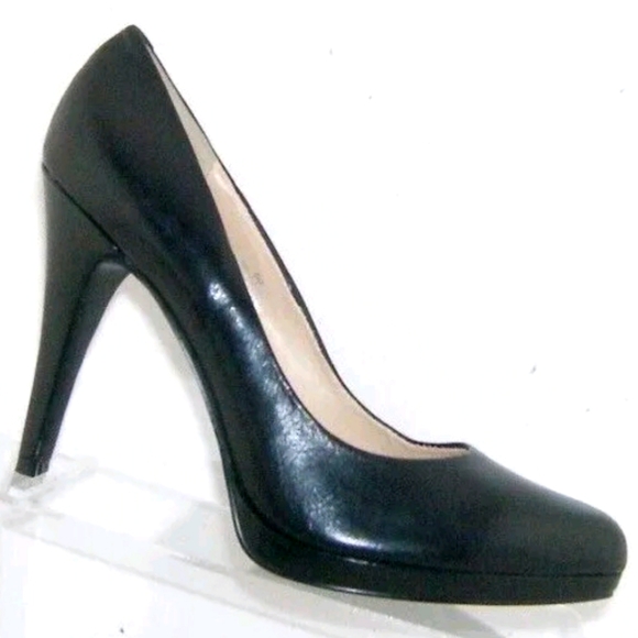 Nine West Shoes - Nine West Rocha black leather almond toe slip on platform heels 7